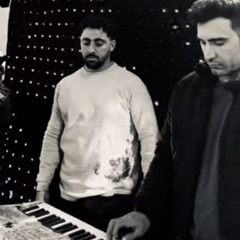 دانلود اهنگ علی عزیزپور هرکاری مکم وخدا دسمه تو بر نمکه